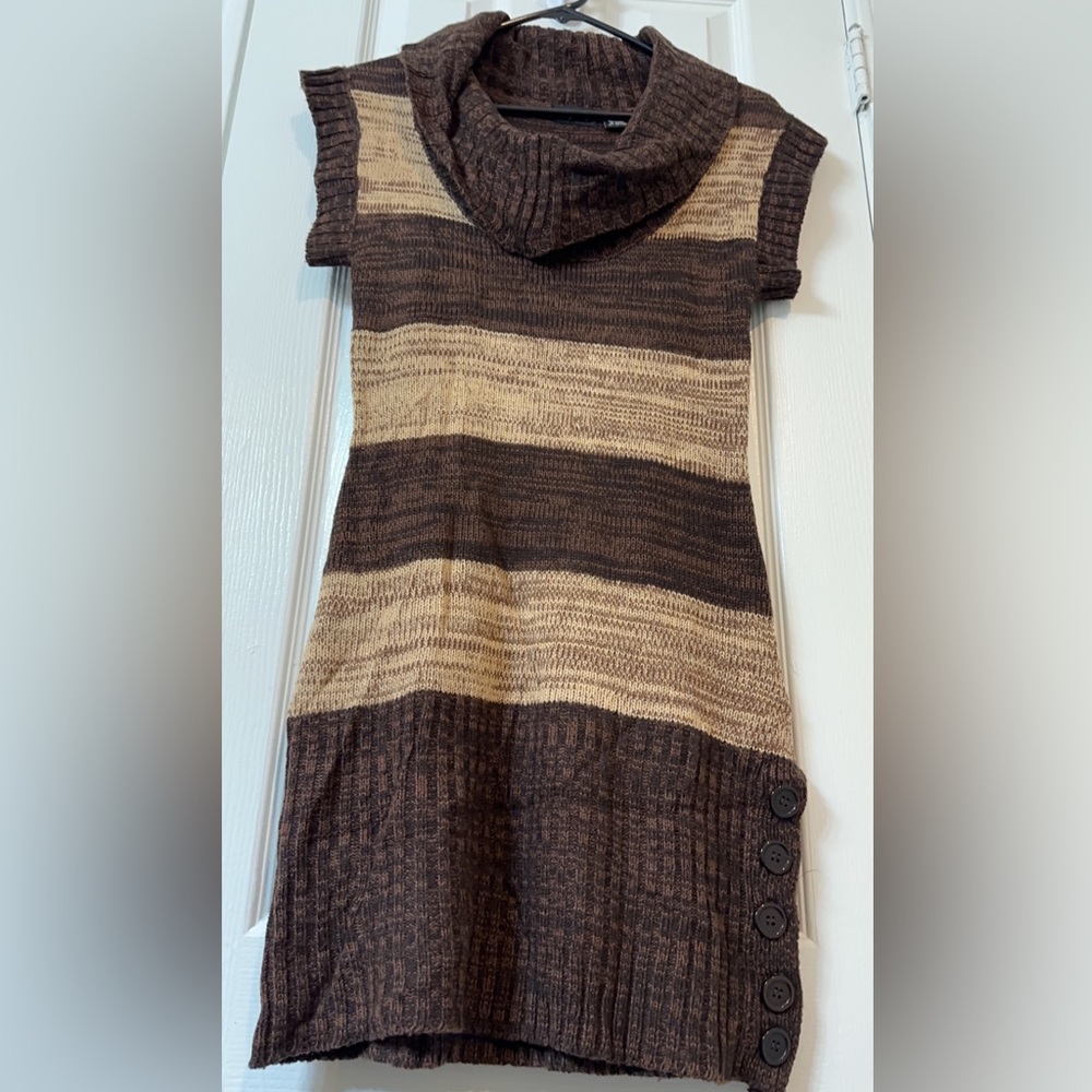 Fun Form Fitting Sweater Dress 👢